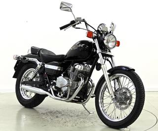 Buy Honda CA 125 Rebel used - AutoScout24