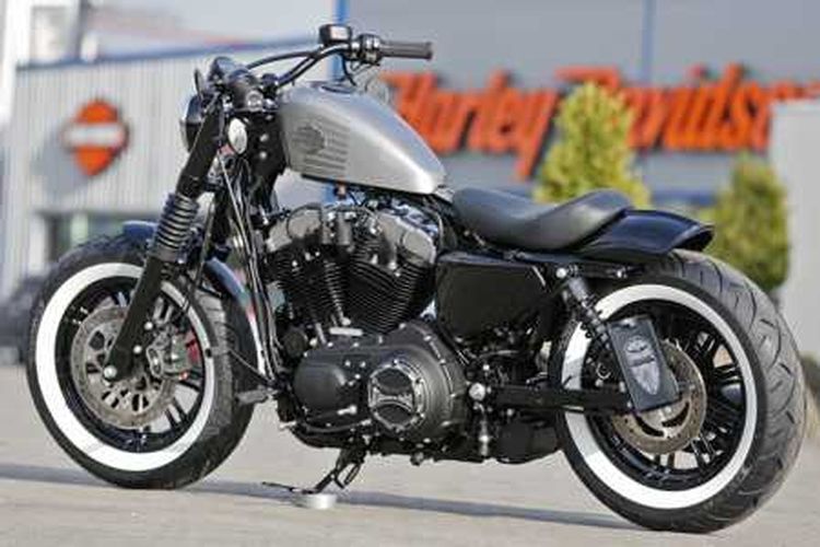 Ab heute einen METZELER Marathon-Motorradreifen montieren und ein Traummotorrad von Thunderbike gewinnen!
