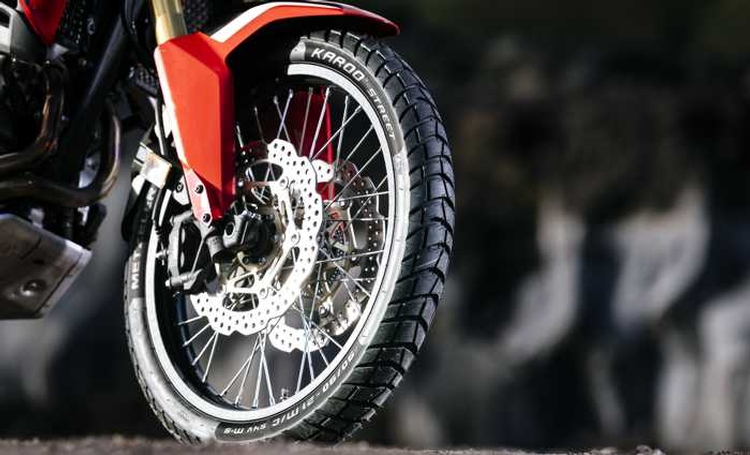 Motorrad Speichen Felgen wie viel Zoll sind am Vorderrad optimal.