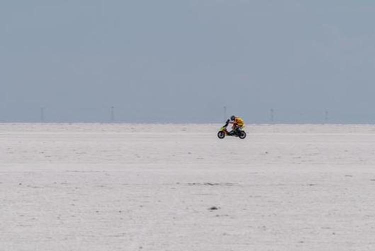 Pirelli has helped establish six Scooter World Speed Records