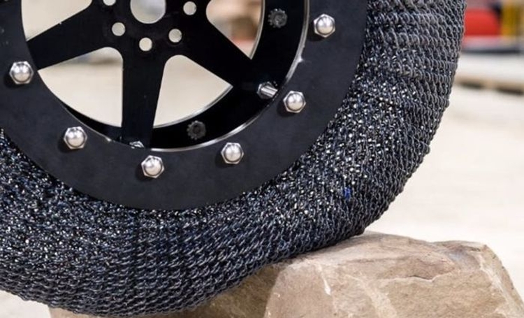 NASA Motorradreifen entwickelt für das Weltraumzeitalter